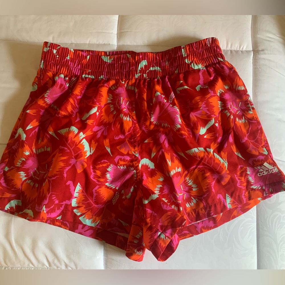 Adidas track shorts. Pockets. Size S